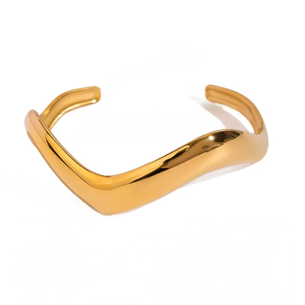 Wavy gold cuff