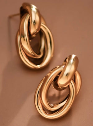 Gold twist studs