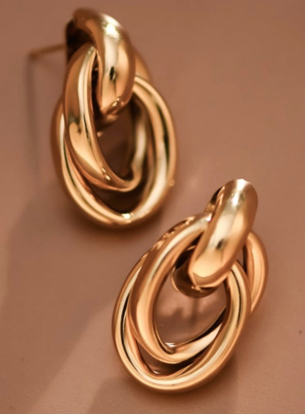 Gold twist studs