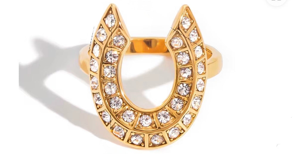 Large Horseshoe rhinestone ring