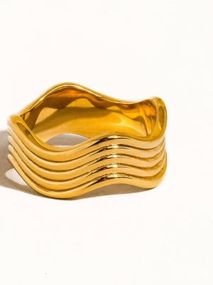 Ivan 18K Gold Non-Tarnish Wavy Ring