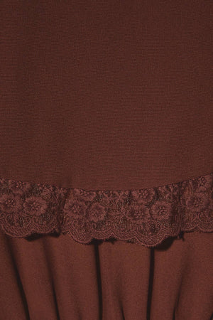 CHIFFON TOP WITH LACE DETAILING
