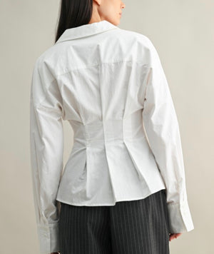 Fitted waist button down