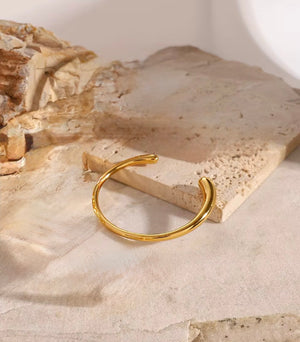 Bangle 18k gold plated