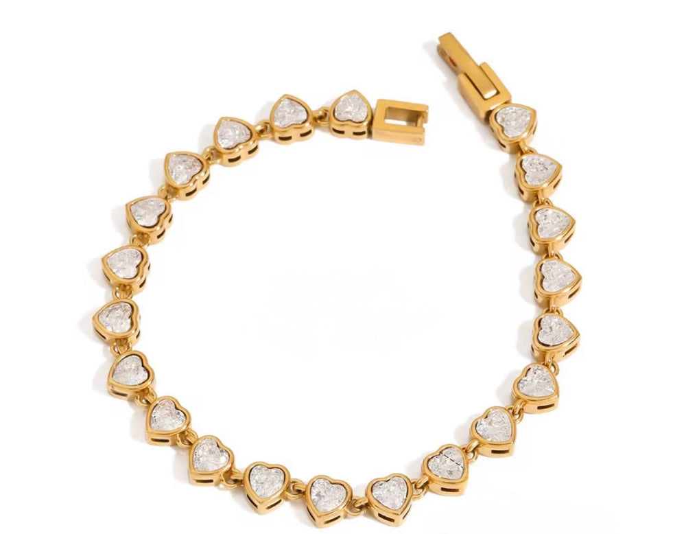 Gold heart bracelet