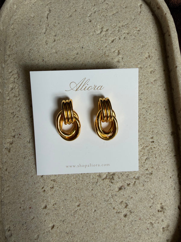 Small gold twists earrings