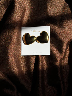 Chunky heart studs